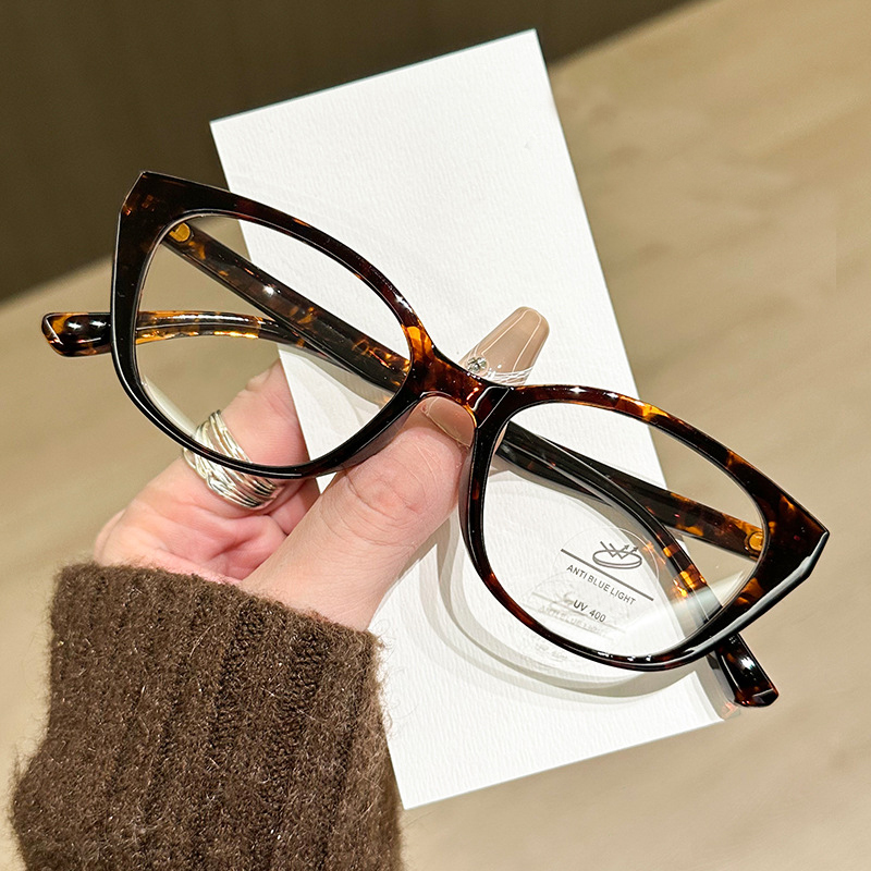 New Hot Girl Tr90 Cat Eye Myop - Anti Blue Light Film のレビューと価格